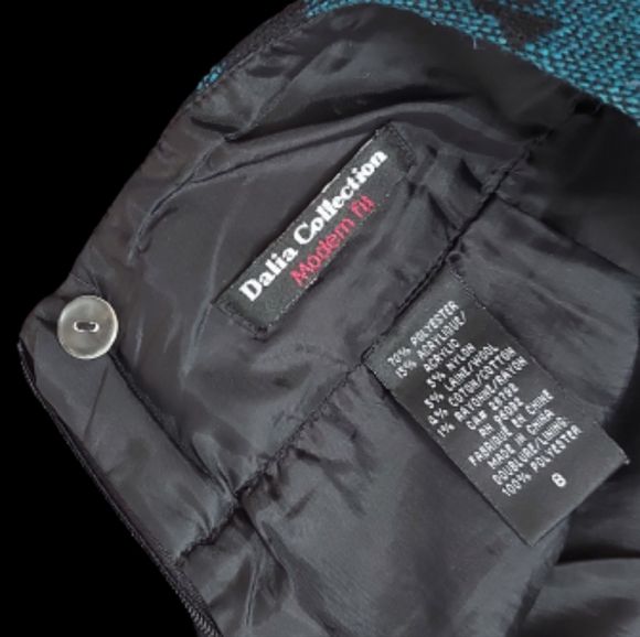 Dalia Collection Tribal Print Mini Skirt - Picture 3 of 3